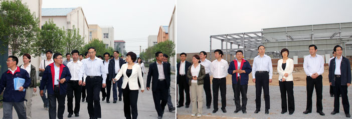 市委书记丁巍一行实地参观考察澳门新莆京手机网站航空植保项目